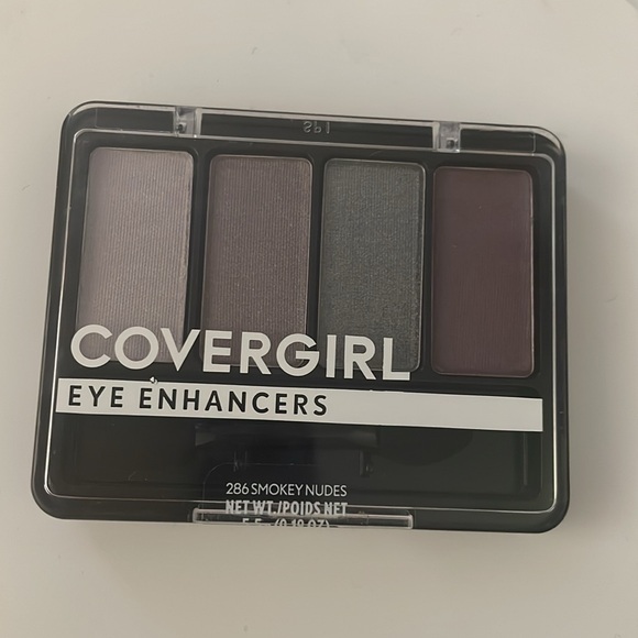 Covergirl Eyeshadows - Picture 3 of 4